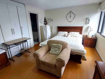 Departamento de venta, duplex. Sector El Bosque, abajo de la Occidental 257 m2. $178.000