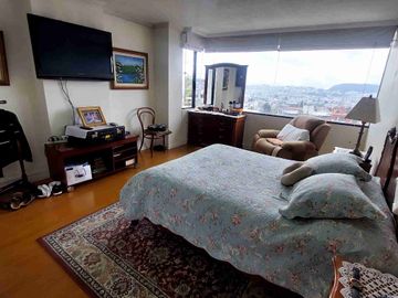 Departamento de venta, duplex. Sector El Bosque, abajo de la Occidental 257 m2. $178.000