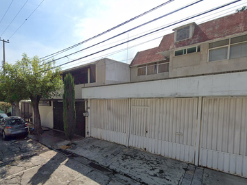 Casa En Venta En Magisterial Vistabella Tlanepantla De Baz, Estado De México