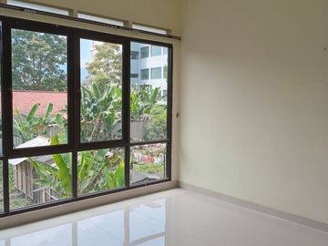 DIJUA RUMAH VILLA MINIMALIS SIAP HUNI SEJUK @ AREA LEMBANG BANDUNG UTARA