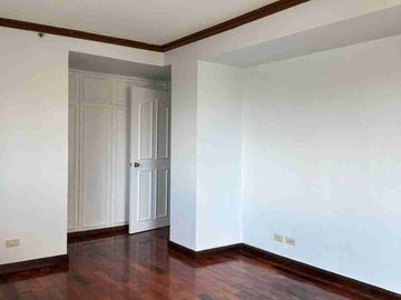 Antel seaview, 2br 150sqm unit for sale