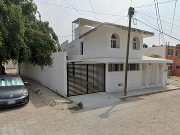 🏡✨ ¡Nueva Oportunidad! Casa en Remate Bancario en La Herradura, Tuxtla Gutiérrez