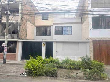 Vendo Casa 160 m2 en Los Olivos