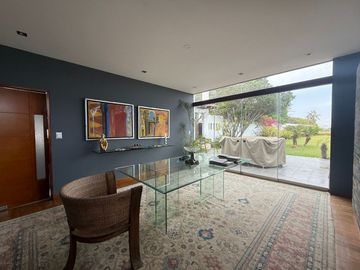 Vendo Hermosa Casa 2 Plantas en La Encantada de Villa