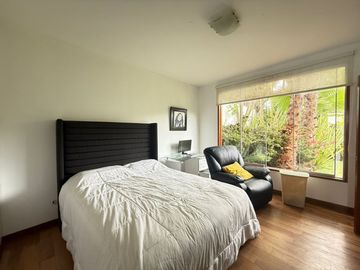 Vendo Hermosa Casa 2 Plantas en La Encantada de Villa