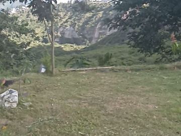 Terreno en venta en Nayon
