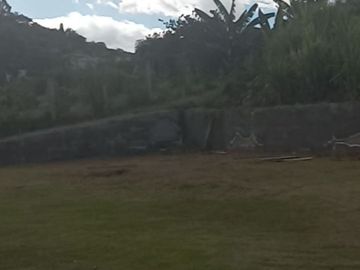 Terreno en venta en Nayon