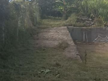Terreno en venta en Nayon