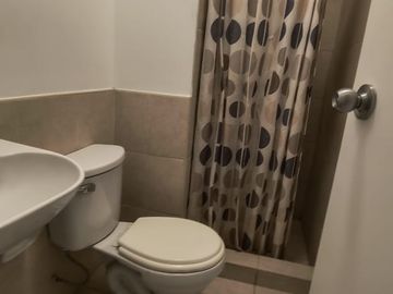 CASA EN VENTA – CONDOMINIO. LOS PARQUES DE PIURA