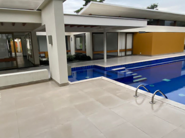 Renta de Casa Campestre en sector El Tigre, Pereira