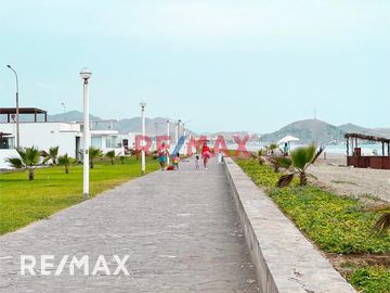 VENDO CASA  EN OCASION CON PISCINA EN CONDOMINIO LAGUNA MAR KM84 PANAM. SUR