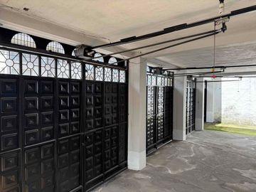 Edificio de venta en Iñaquito Alto, Quito, Ecuador