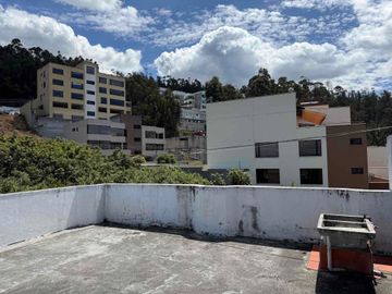 Edificio de venta en Iñaquito Alto, Quito, Ecuador