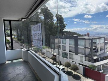Edificio de venta en Iñaquito Alto, Quito, Ecuador