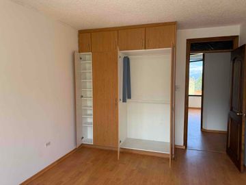 Edificio de venta en Iñaquito Alto, Quito, Ecuador