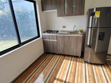 Renta amplia Casa Campestre en Parcelación Cerrada, Cerritos Pereira