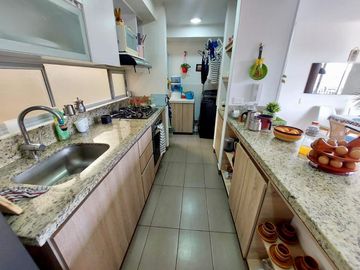 APARTAMENTO en Madrid, Hacienda casa blanca