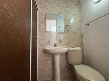 VENDO CASA ADJUDICADO EN PARQUES DE TESISTAN, ZAPOPAN CERCA COLEGIO DEL AIRE
