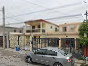 GRAN VENTA DE LINDA CASA A PRECIO DE REMATE CERCA DE WALMART MONCLOVA