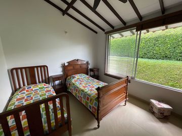 Casa Campestre en venta - Sector Club Campestre Armenia