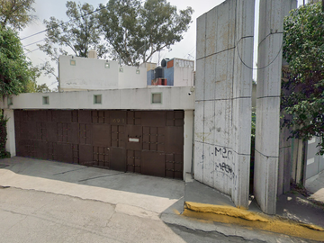 OPORTUNIDAD EN VENTA CASA EN BOSQUES DEL LAGO CUAUTITLAN $3,414,564 MXN RECUPERACION HIPOTECARIA