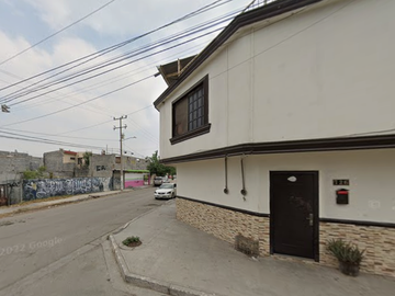 CASA en Venta hermosa y grandísima!! en MONTERREY
