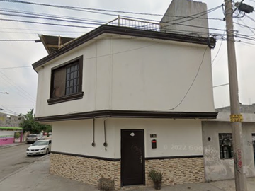 CASA en Venta hermosa y grandísima!! en MONTERREY