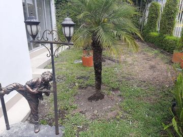 CASA EN VENTA 3 DORMITORIOS URB PRIVADA EN CUMBAYA