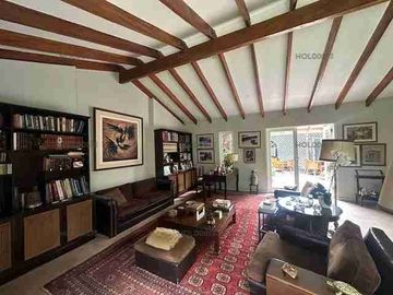 ¡Oportunidad única en San Isidro cerquisima al Olivar! Casa de época ideal para remodelar o desarrollar proyecto inmobiliario