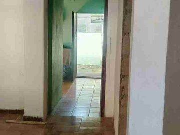 VENTA TERRENO 200M CON 2 CASAS Y 2 FRENTES CHILLOGALLO