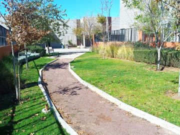 CASA EN VENTA EN EXCLUSIVO FRACCIONAMIENTO EN LEÓN GTO ZONA DE GRAN PLUSVALÍA