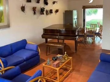 CASA DE UN NIVEL EN LOMAS DE COCOYOC