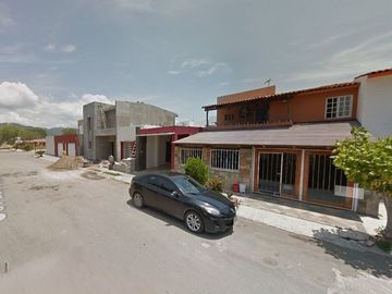 Casa En Venta En Sol Del Pacífico, Manzanillo, Colima G D