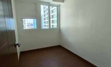 Pet friendly 2 bedroom condo for sale in Pasay CIty - Macapagal Bay area