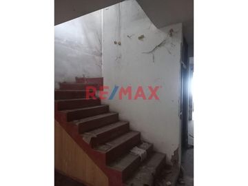 Se Vende Casa Como Terreno En Villa Maria Del Triunfo - José Gálvez