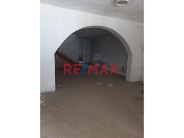 Se Vende Casa Como Terreno En Villa Maria Del Triunfo - José Gálvez