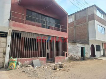 Se Vende Casa Como Terreno En Villa Maria Del Triunfo - José Gálvez