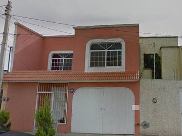 Casa en venta en Fuente del Descanso Las Fuentes, Durango, Dgo.