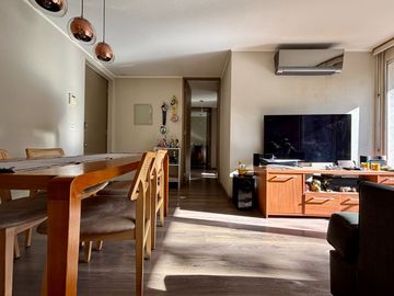Departamento en Venta, San Miguel. 2 Estacionamientos. Patio Exclusivo