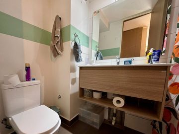 Departamento en Venta, San Miguel. 2 Estacionamientos. Patio Exclusivo