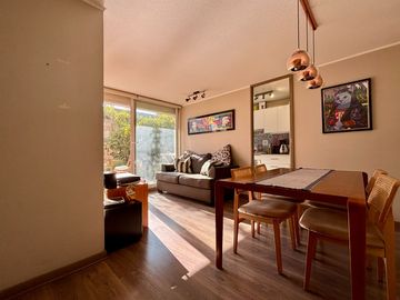 Departamento en Venta, San Miguel. 2 Estacionamientos. Patio Exclusivo