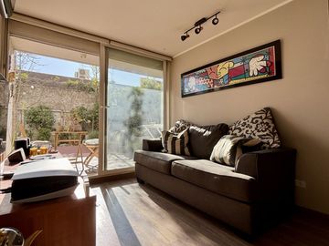 Departamento en Venta, San Miguel. 2 Estacionamientos. Patio Exclusivo