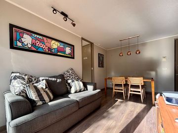 Departamento en Venta, San Miguel. 2 Estacionamientos. Patio Exclusivo