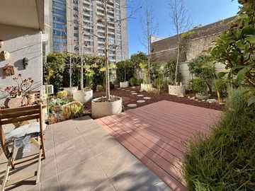 Departamento en Venta, San Miguel. 2 Estacionamientos. Patio Exclusivo