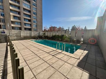 Departamento en Venta, San Miguel. 2 Estacionamientos. Patio Exclusivo