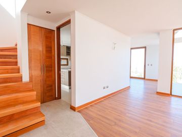 Rebajado Uf1.500 Altos De Casanova 5d+5b 611mt2 / 240mt2