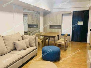 For Sale: BGC Park Triangle Fully Furnished 1 bedroom (along 32nd St)