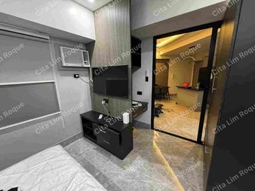 The Trion Tower 1, BGC For Rent: 1 Bedroom Unit with Utility room