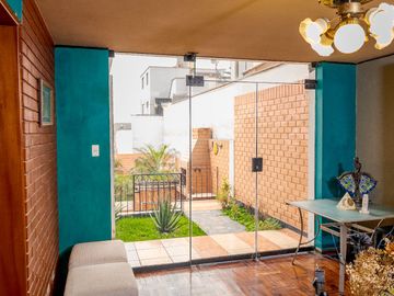 Venta - Casa en Valle Hermoso, Surco.