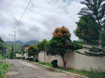 REPRICED:  Mountain View Subdivision House  & Lot for Sale